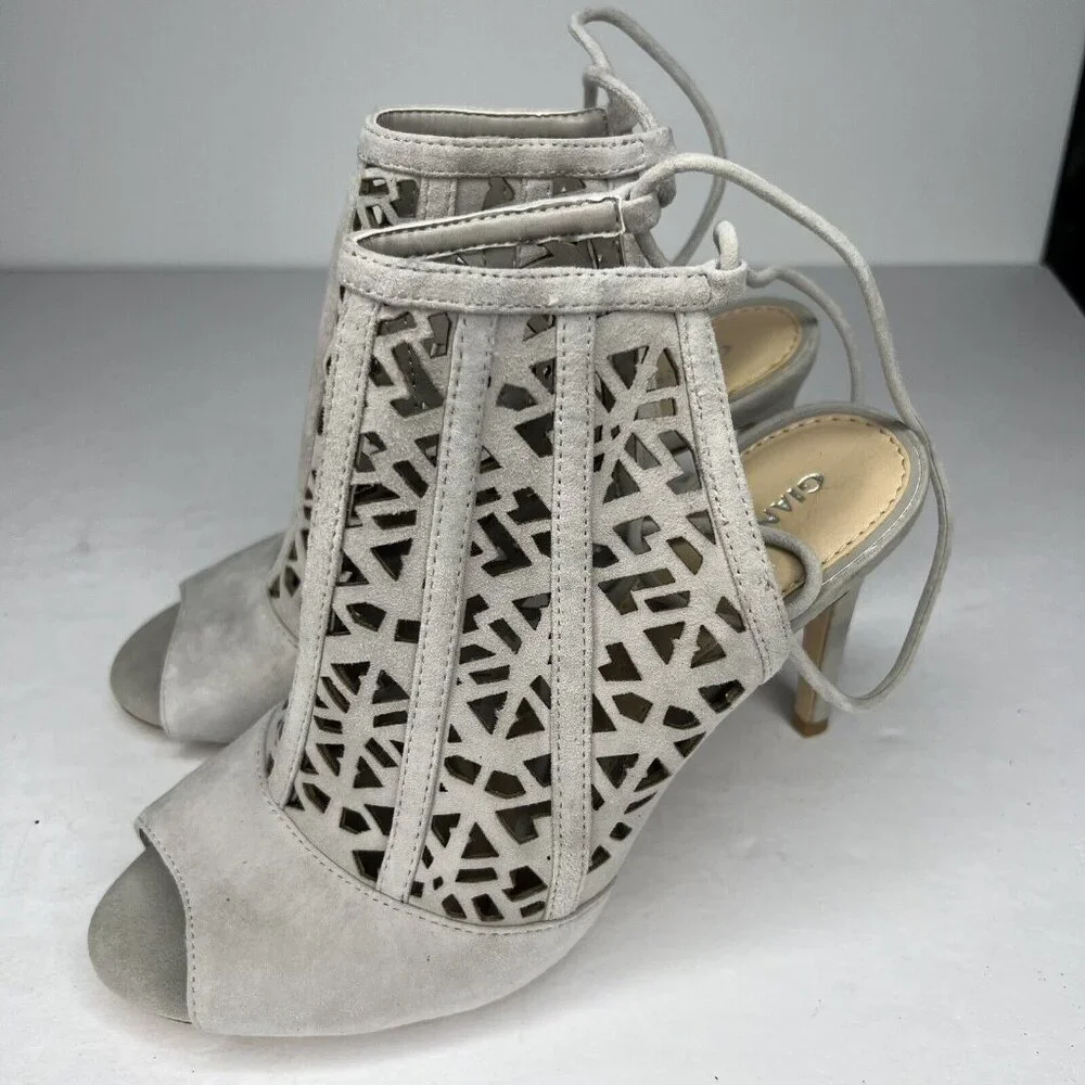 Gianni Bini Newbuck Soft Gray Suede Leather Cut-Out Heels Womens Size 7 - Picture 1 of 9